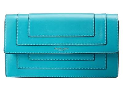 包包和专柜名牌包包有什么不一样,包包和配饰