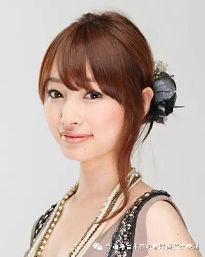 简单气质伴娘发型高丸子头,伴娘发型简单漂亮大气方脸齐刘海