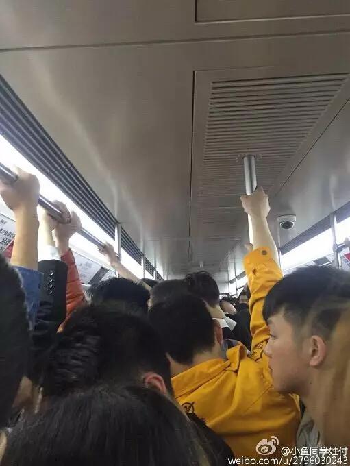 在重庆上下班体验,在重庆上班有多难