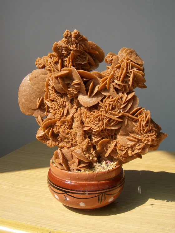 沙漠玫瑰石有收藏价值吗,哪种石头才值得收藏