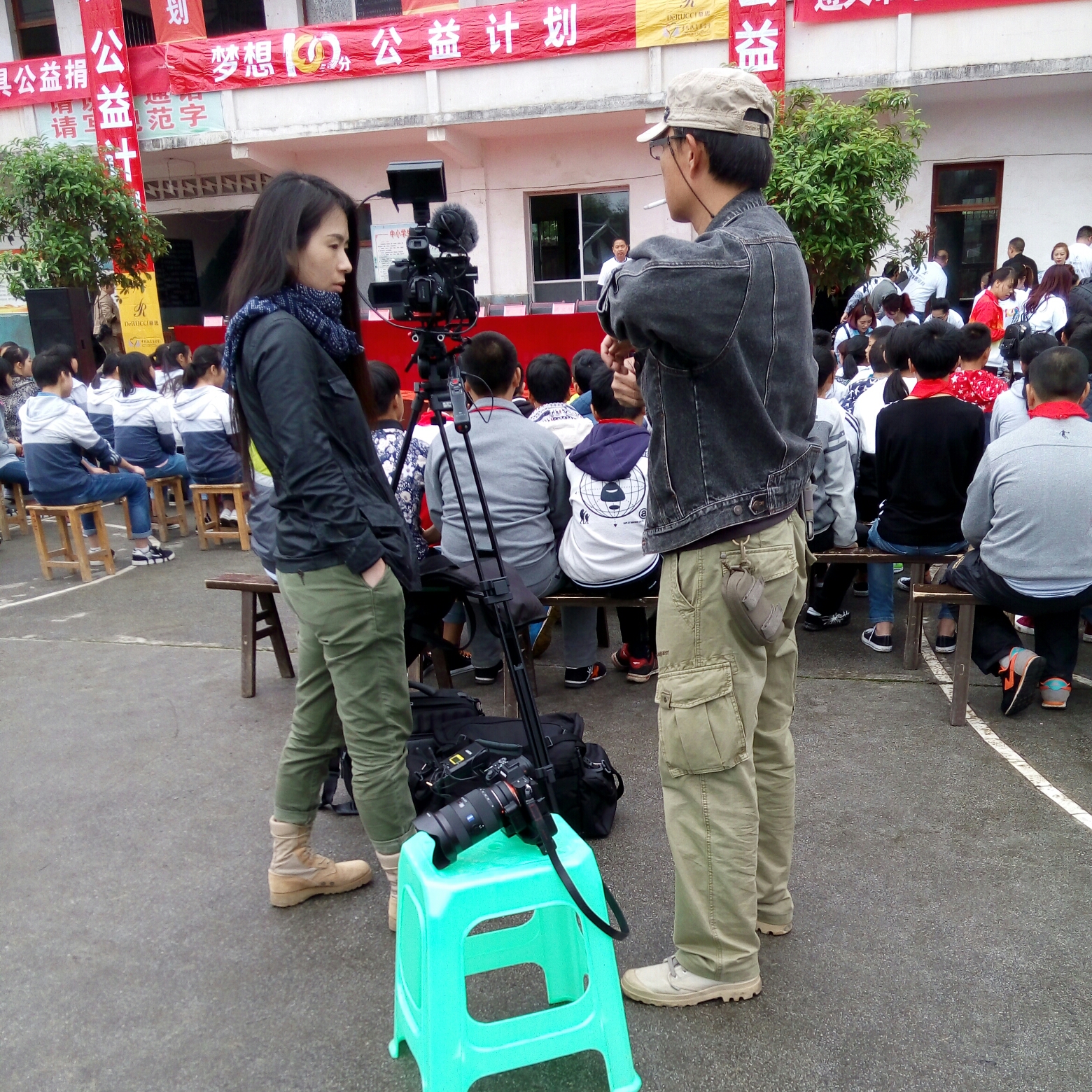 梦想100分公益计划走进遵义亚洲足球先生郑智为孩子加油鼓劲