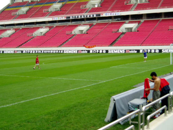 中国最大专业足球场排名前十名,中国有哪五个专业足球场