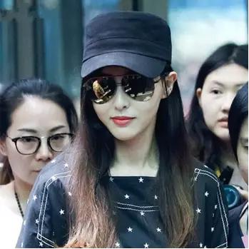 夏季教你如何搭配帽子,今年帽子搭配