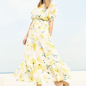 五一帮你搭：吊带裙PK碎花裙，去海边你更爱哪个？