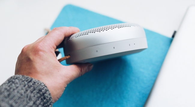 飞碟小音箱,小飞碟蓝牙音箱开箱