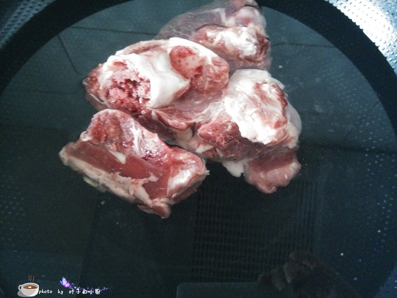 棒骨汤加包菜怎么好吃入味,原味棒骨汤怎么炖才最营养