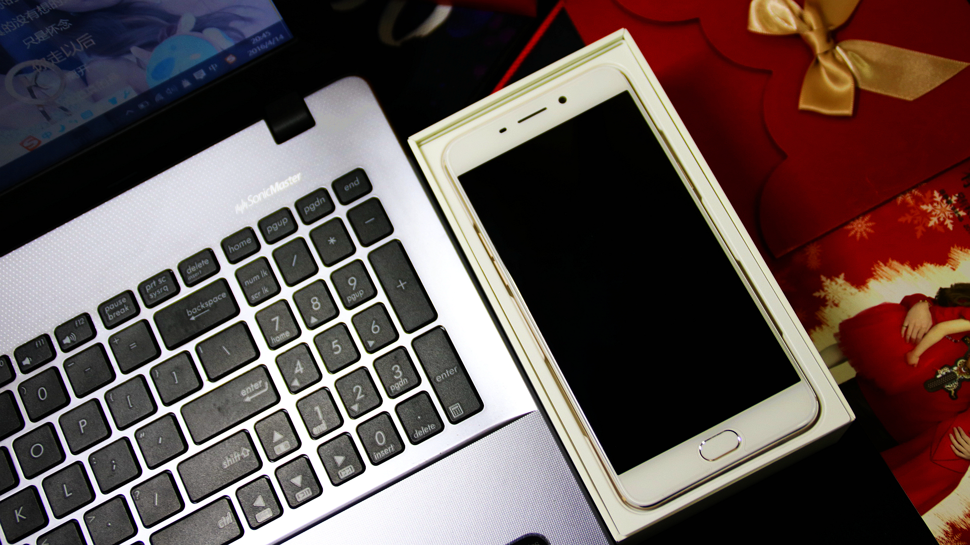 杨幂李易峰代言的手机oppo,李易峰代言oppo手机现在的价格