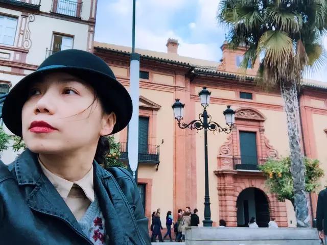 曼莉专栏｜葡萄*妞小**随妈游日本