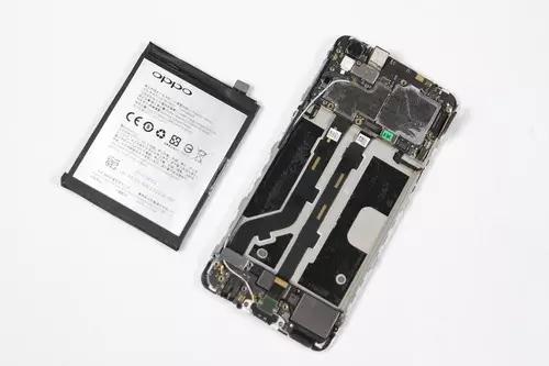 手机进水黑屏的恢复方法,手机进水10秒消除水印