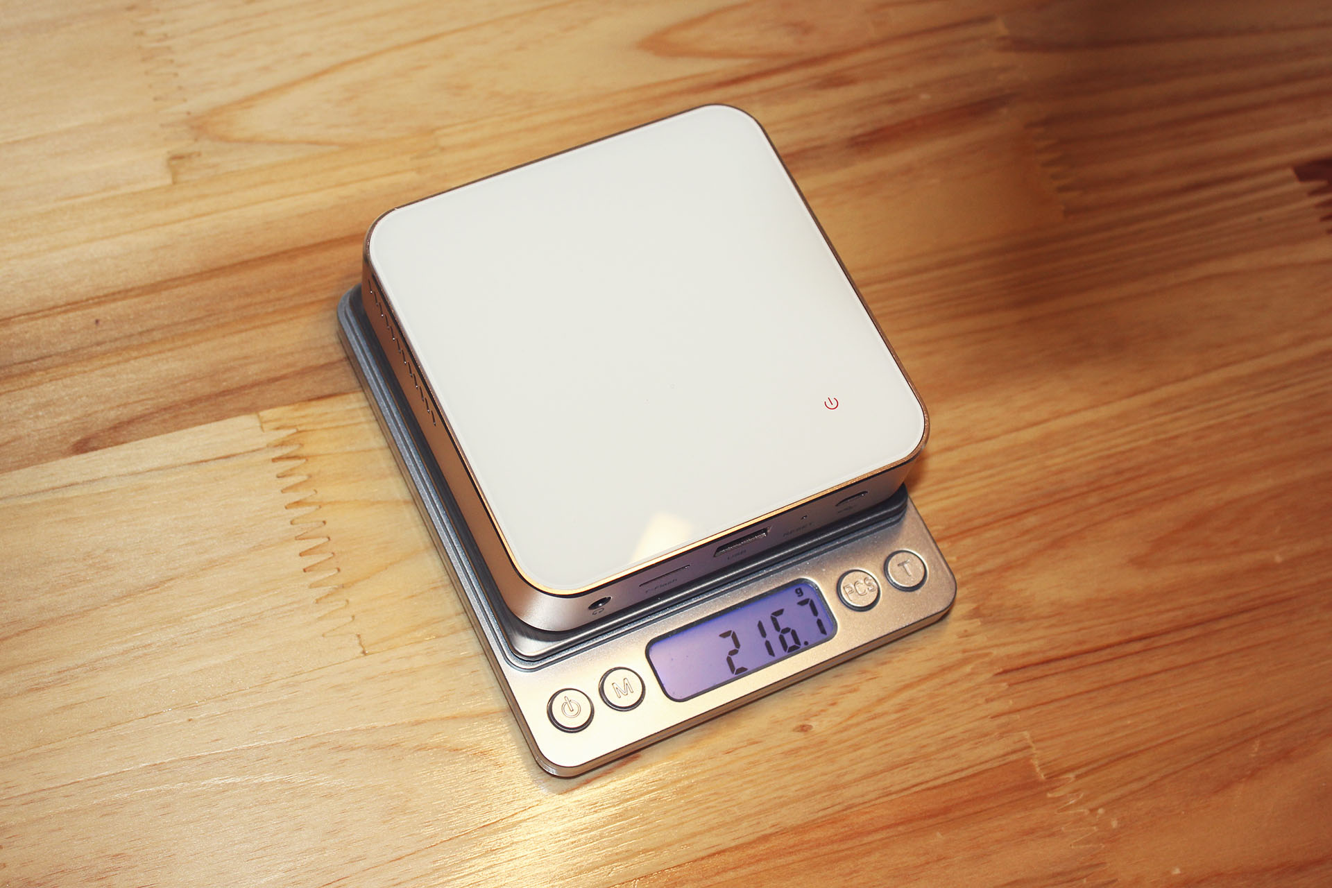 掌握寸光影-PaPa口袋影院体验