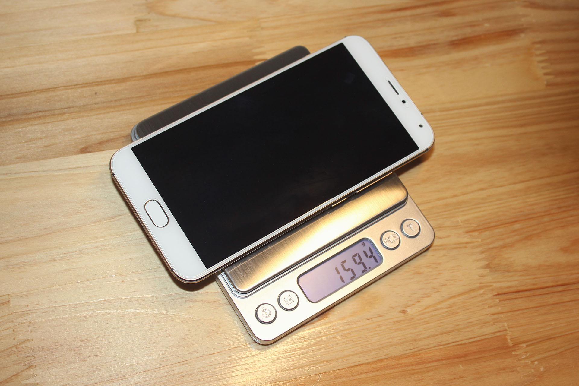 掌握寸光影-PaPa口袋影院体验