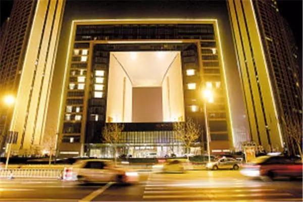 出境旅游需要身份证,出国游玩身份证办理