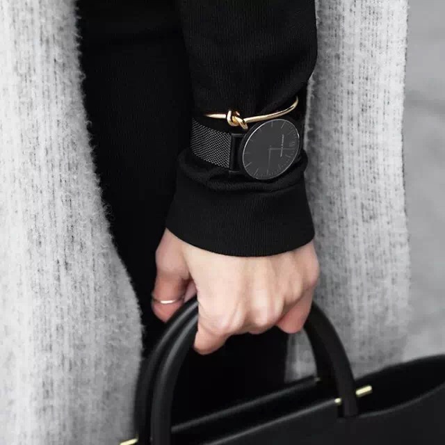 今年给自己买了个表,我去年买了一个表