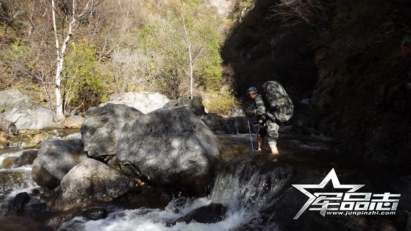 07式军靴和17式军靴对比,中国陆军07式军靴