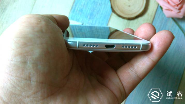 360手机f4s评测,360手机f4质量怎么样