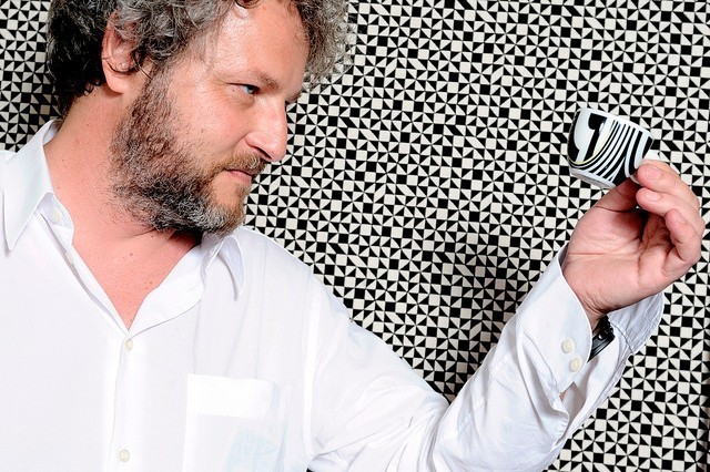 当Gucci等时尚大牌跨界玩起艺术,你买过的老款落灰了没?