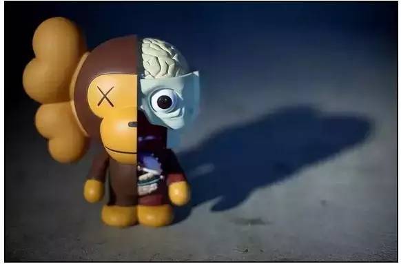 当Gucci等时尚大牌跨界玩起艺术,你买过的老款落灰了没?