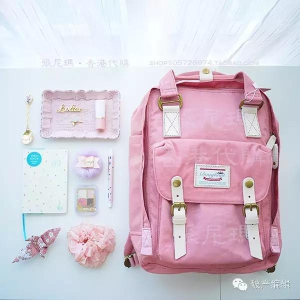 人山人海你需要一只双肩包脱颖而出