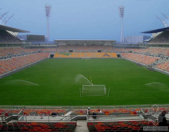 中国最大专业足球场排名前十名,中国有哪五个专业足球场