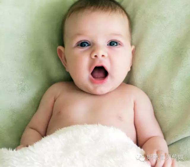 女宝宝穿尿裤外阴破了怎么办,宝宝穿开裆裤容易得阴道炎