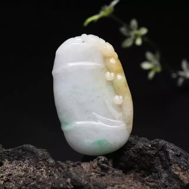 翡翠玉竹节吊坠价格,翡翠玉竹节手镯