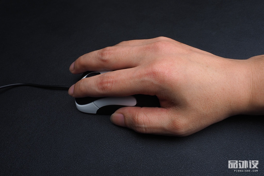 首发咖玛iomini游戏鼠标拆解评测