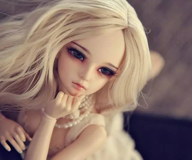 形肖神似一娃千面COS你的PLAYING