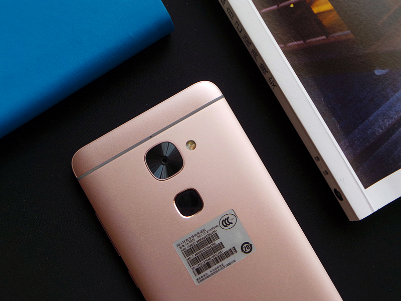 乐视手机乐2参数功能,乐视超级智能机2