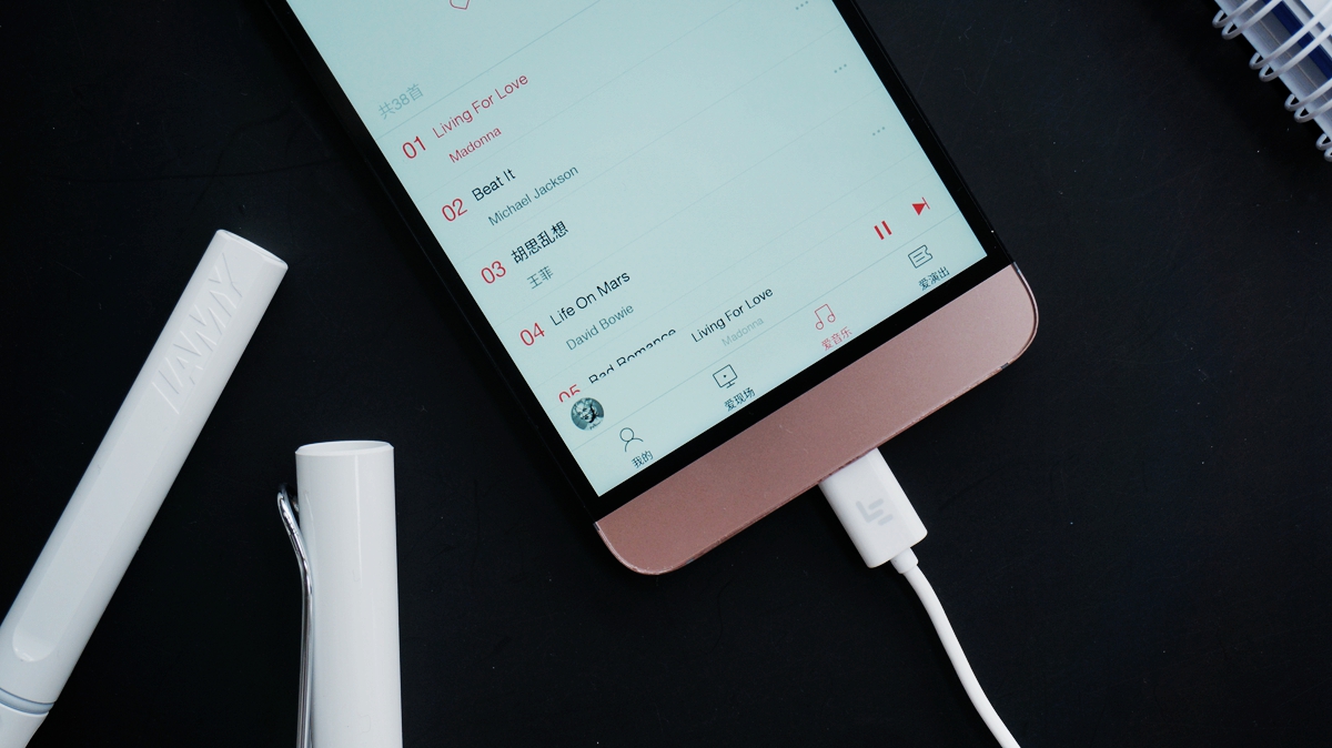 不走寻常路,它偏做围城下的野蛮人—乐2测评