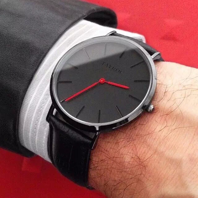 今年给自己买了个表,我去年买了一个表