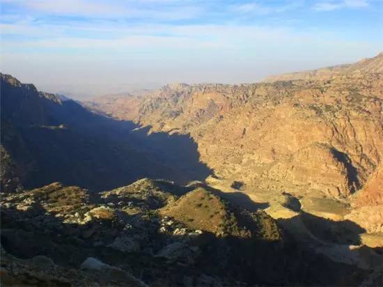 全球十大生态酒店,大隐隐于市。