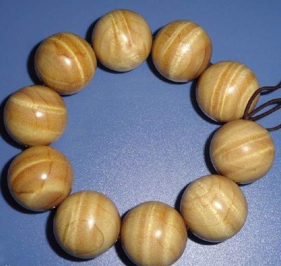 有功效的手串,木质手串和佛珠的区别