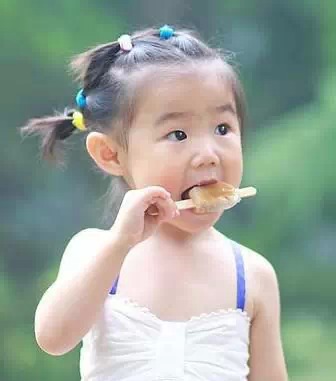 儿童短发花式橡皮筋怎么扎头发,短头发小女孩花式扎头发大全集