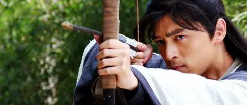 人形立牌被小S又摸又舔，为什么*女熟**们都想睡胡歌？