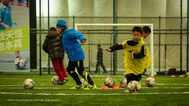 魔仁体育见证系列--北京星骑士足球培训俱乐部