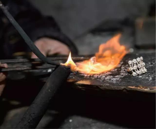 苗银是怎么来的 (苗银模板)