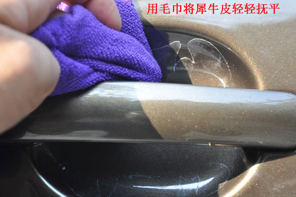 修复汽车划痕可以只喷涂清漆嘛,减少爱车划痕妙招