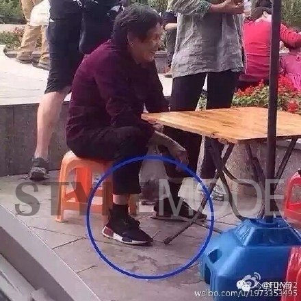 今天优衣库生意好吗,今天优衣库的打折衣服