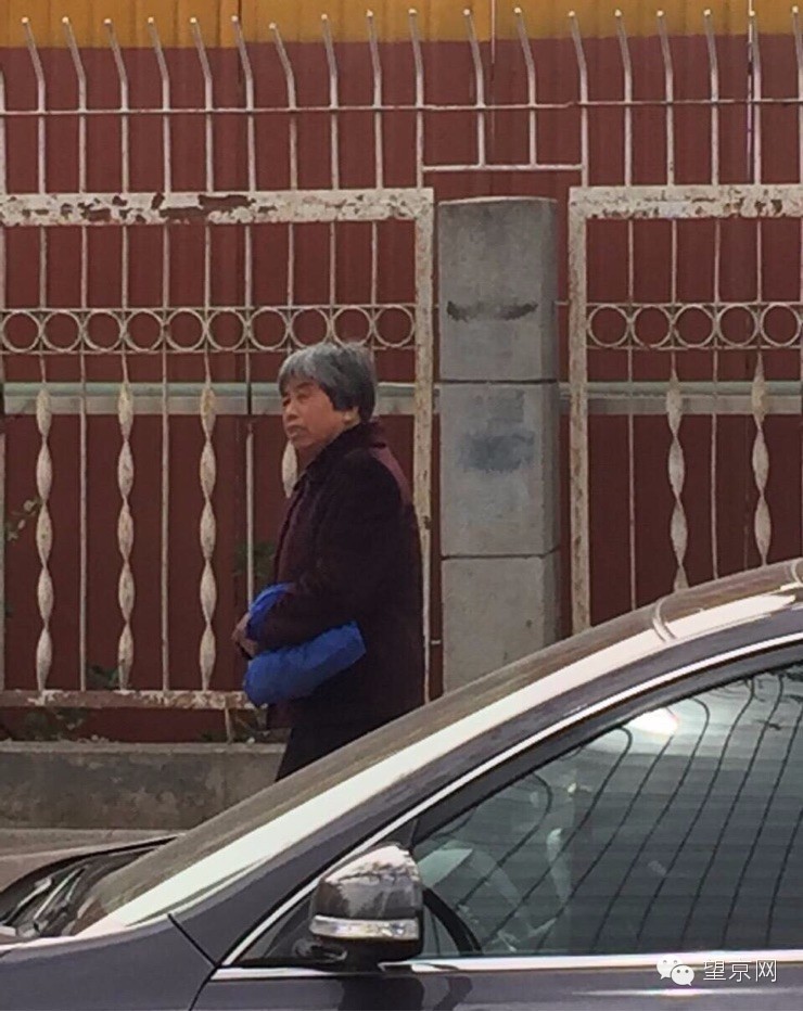 乞讨还是行骗?在望京遇到这俩人,别轻易掏钱