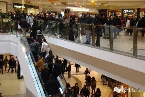 5岁男童被毁容,小孩被雨伞划伤