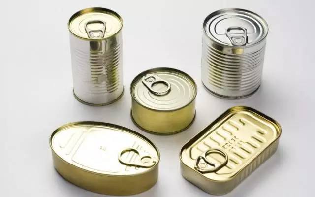 宝宝辅食吃得越多反而发育越慢,宝宝辅食吃多了会上火吗