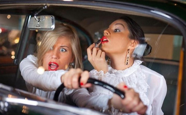 女司机开车有多恐怖,恐怖女司机