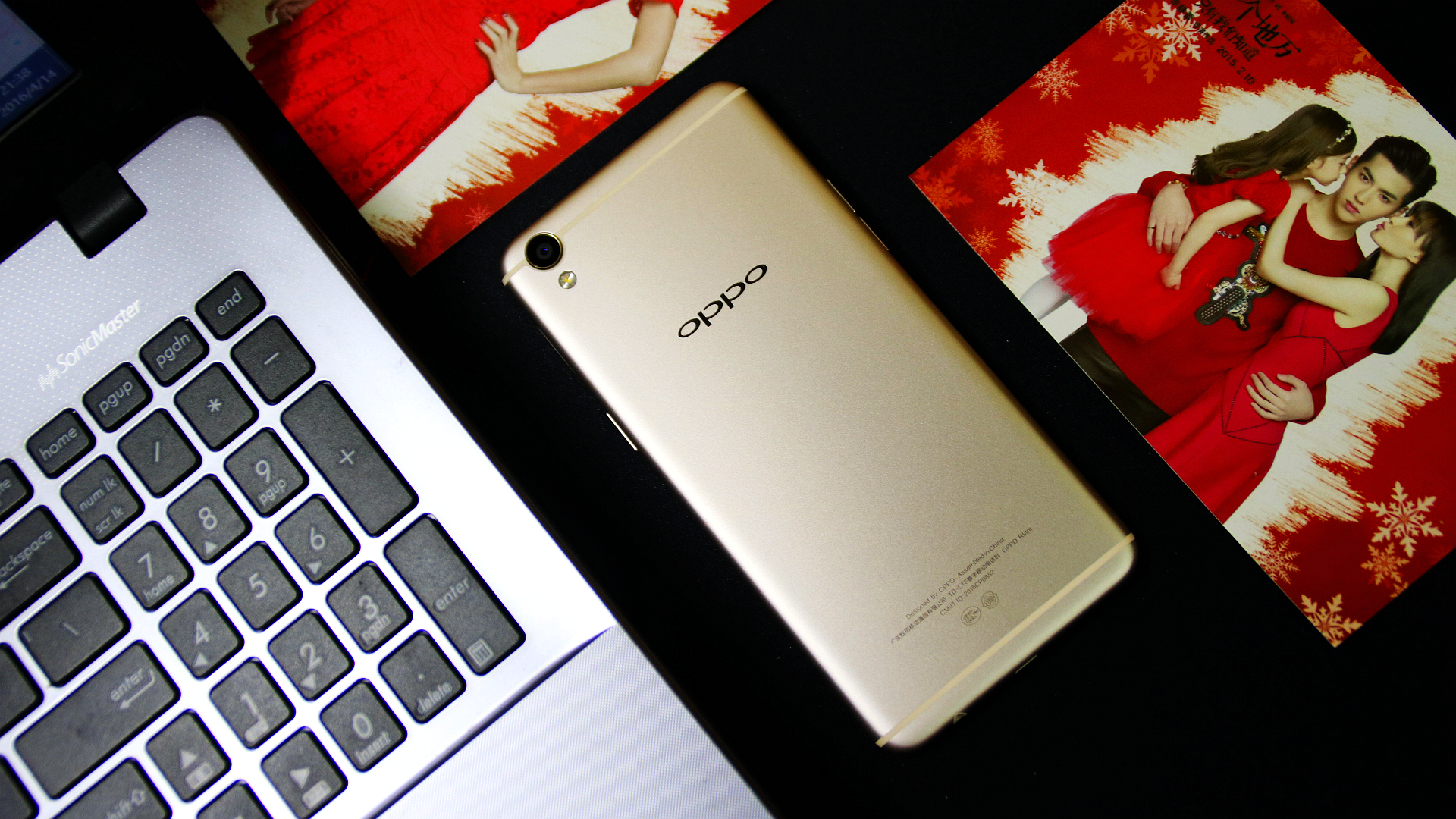 杨幂李易峰代言的手机oppo,李易峰代言oppo手机现在的价格