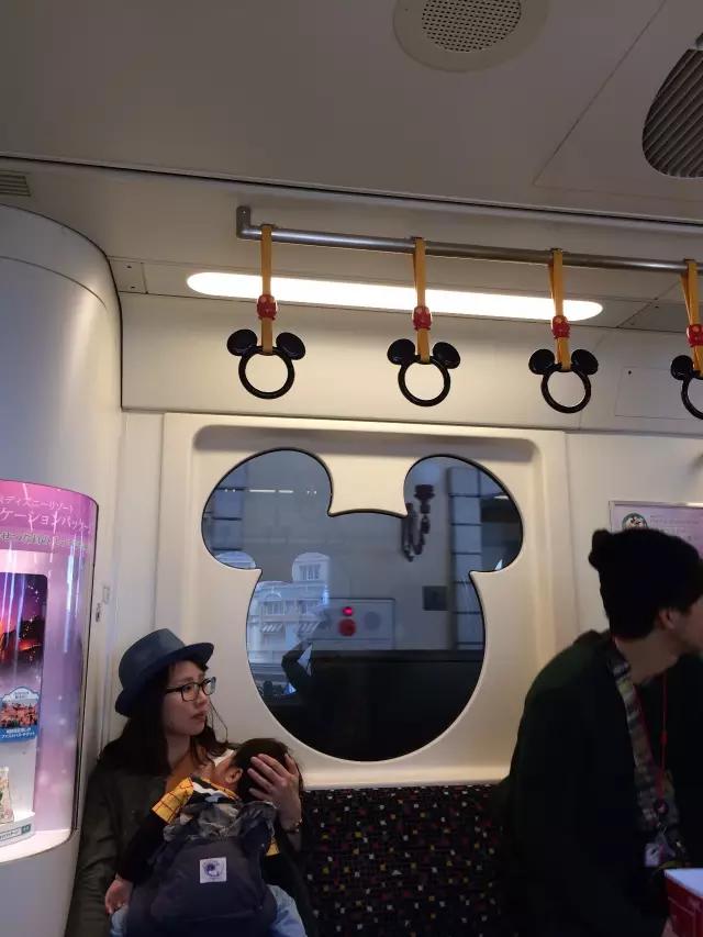 曼莉专栏｜葡萄*妞小**随妈游日本