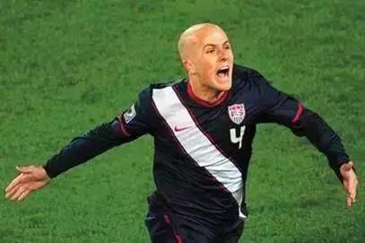 他们是足球狂魔,更是跑步达人!