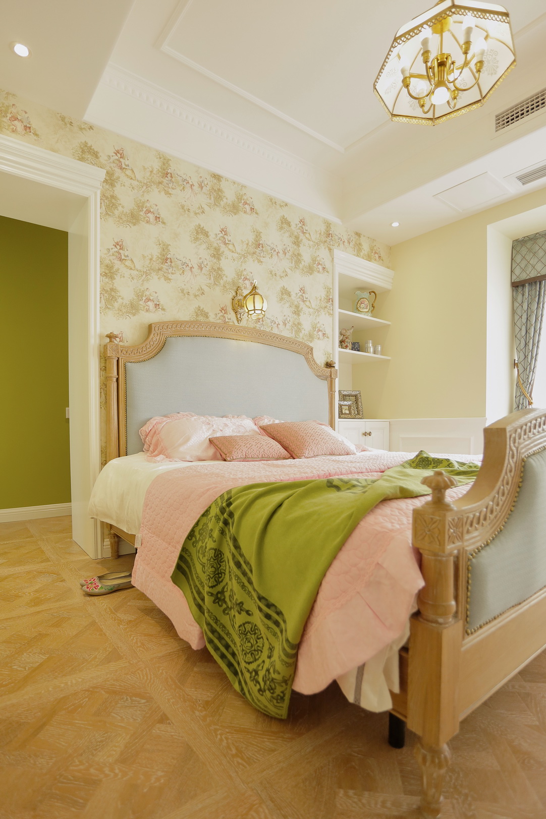 浪漫法式轻奢房间,浪漫法式别墅装修