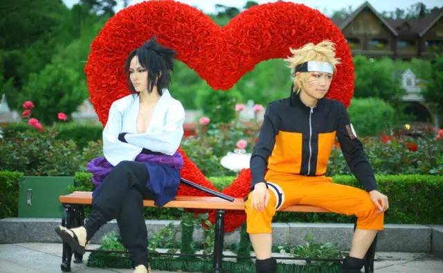 形肖神似一娃千面COS你的PLAYING