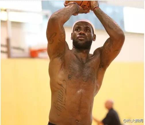 勒布朗詹姆斯成名前的故事 (勒布朗詹姆斯感人故事)