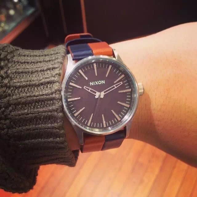 今年给自己买了个表,我去年买了一个表