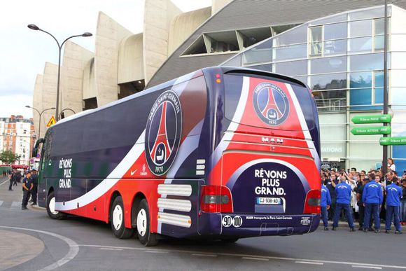 顶级俱乐部大巴,顶级球队大巴车